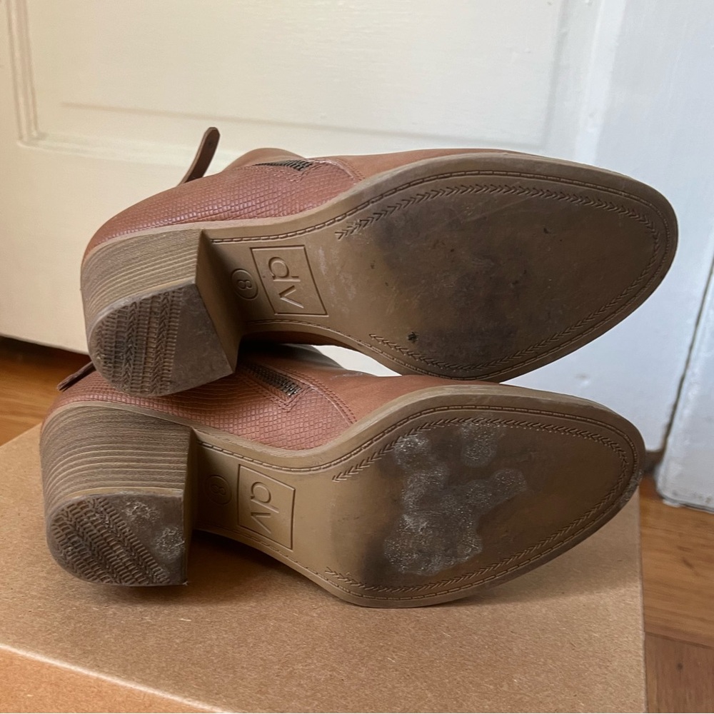 DV Target Ankle Boots - Picture 6 of 7